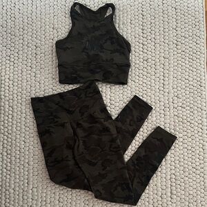 Camo Print Sports Bra and Leggings Set